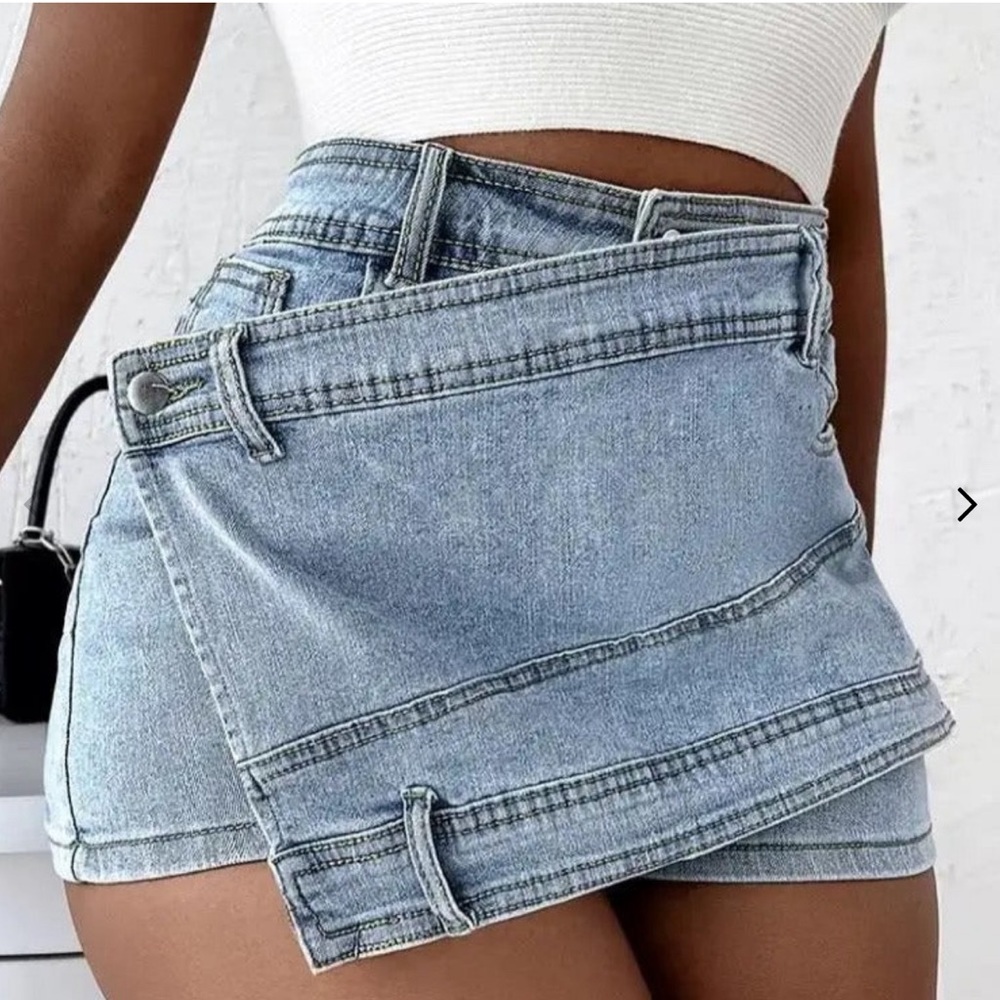 Jean skort